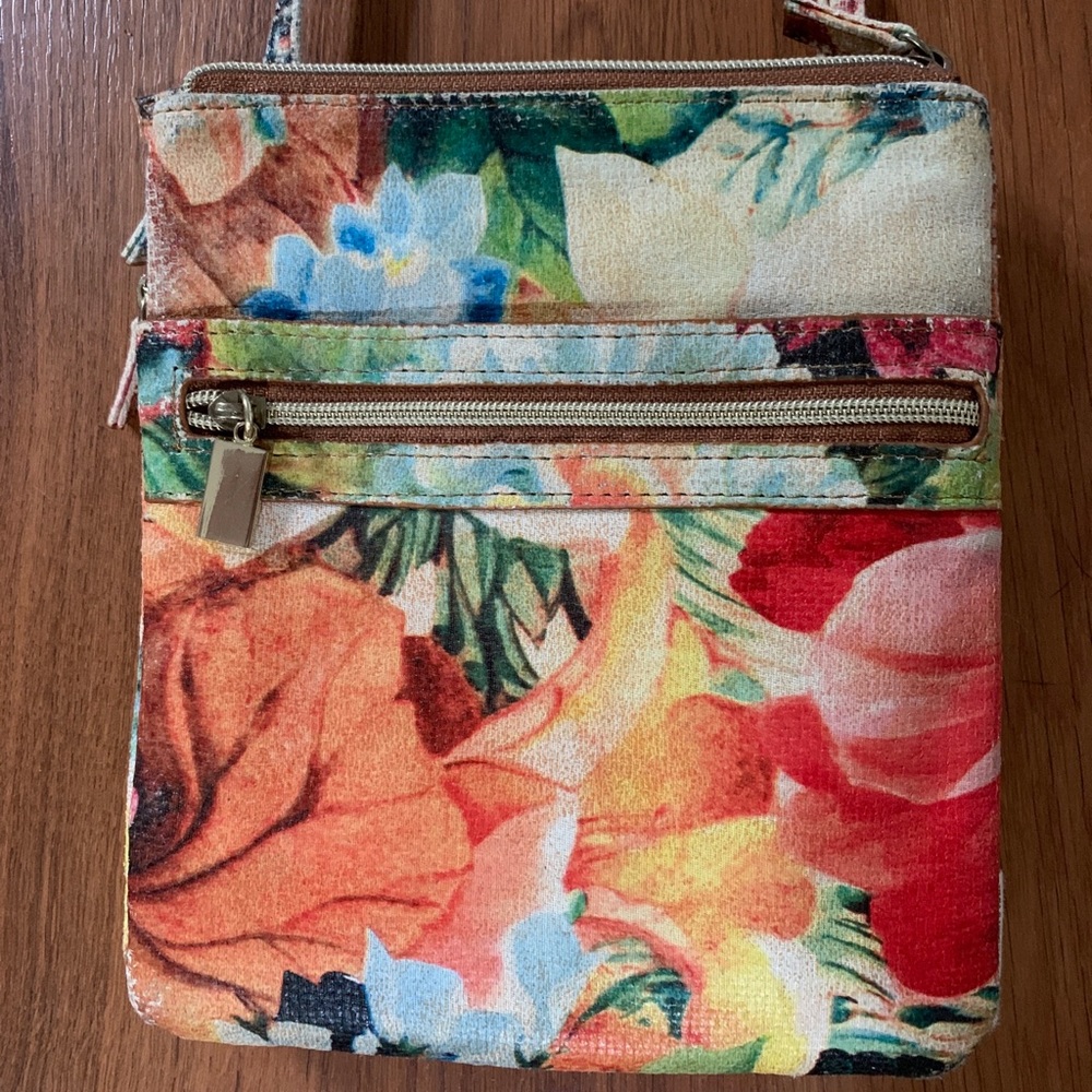 Stella & Max Floral Crossbody Wallet Shoulder Bag